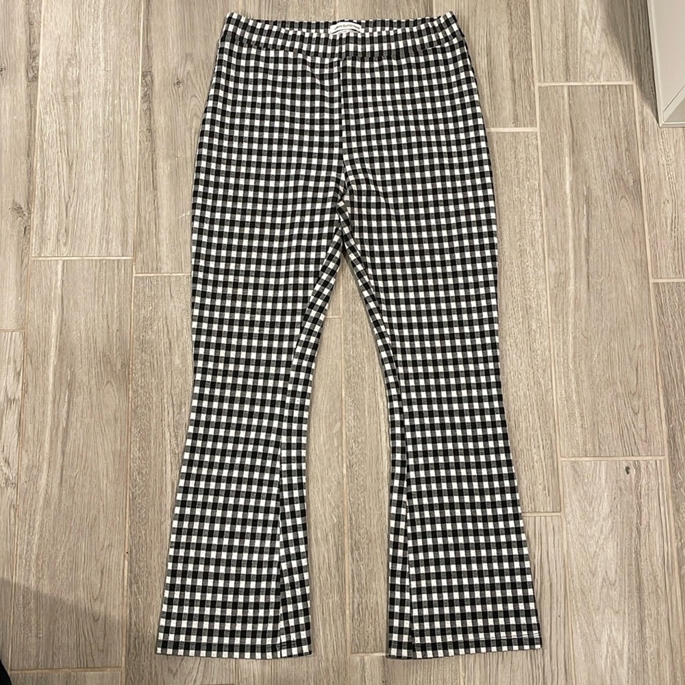 Urban Outfitters Black and White Gingham Flare Pants - Size XL - Mid/high rise